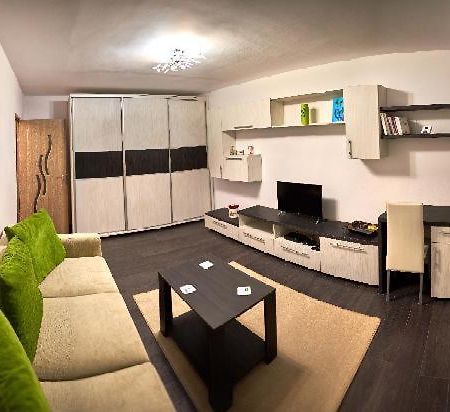 Apartament 2 Camere Cu Loc De Parcare クルージュ＝ナポカ エクステリア 写真