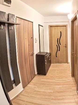 Apartament 2 Camere Cu Loc De Parcare クルージュ＝ナポカ エクステリア 写真