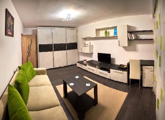 Apartament 2 Camere Cu Loc De Parcare クルージュ＝ナポカ エクステリア 写真